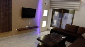 Lovely 1-bedroom condo with free parking